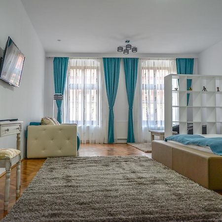 Central Studios Сибиу Экстерьер фото